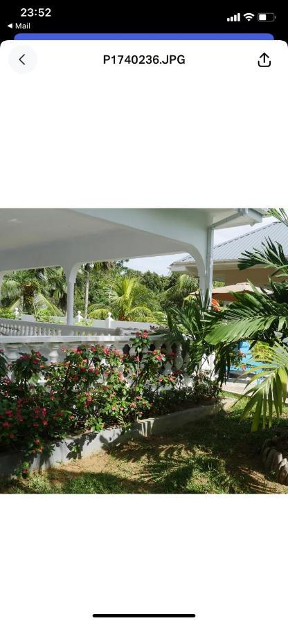 Ogumka, Self Catering , Beoliere, Mahe Hotell Victoria Eksteriør bilde